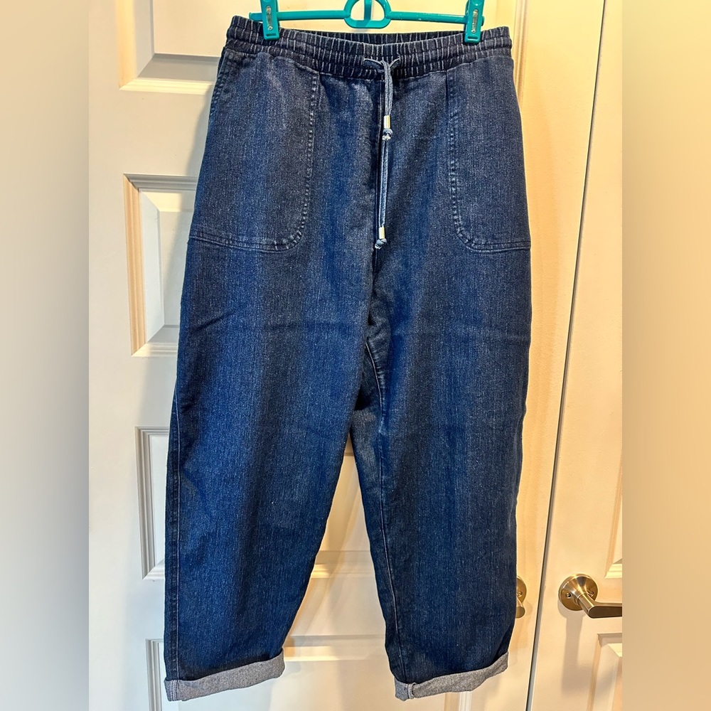 Allison Daley elastic waist jeans.